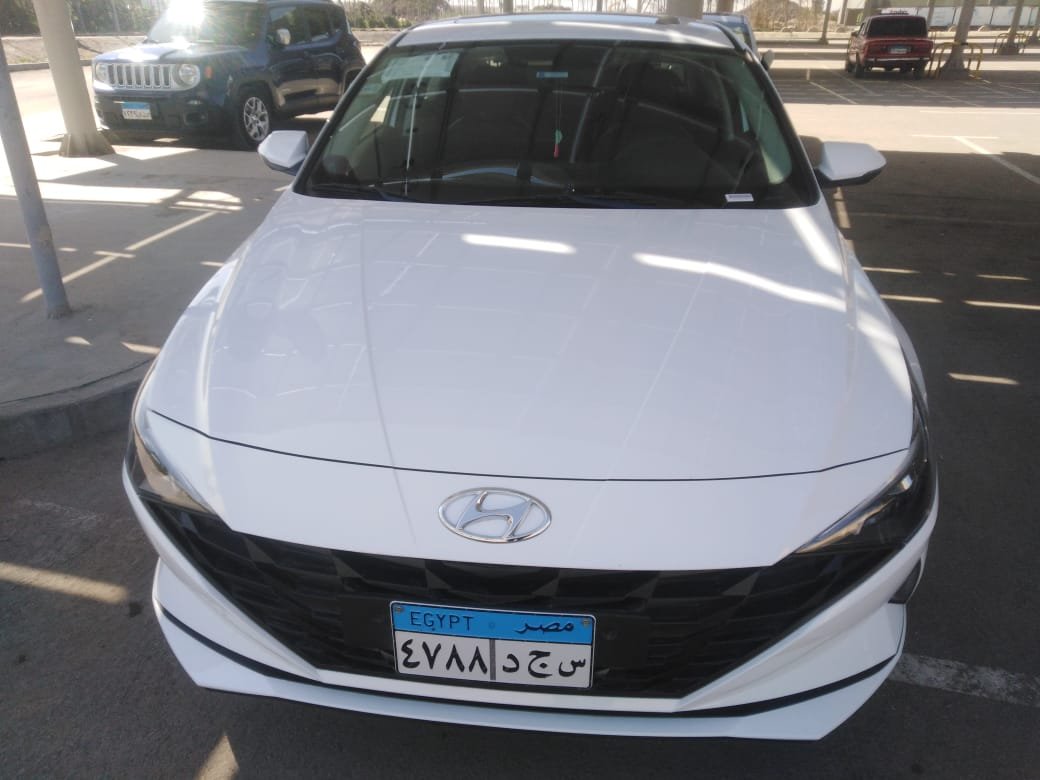 hyundai elantra 10