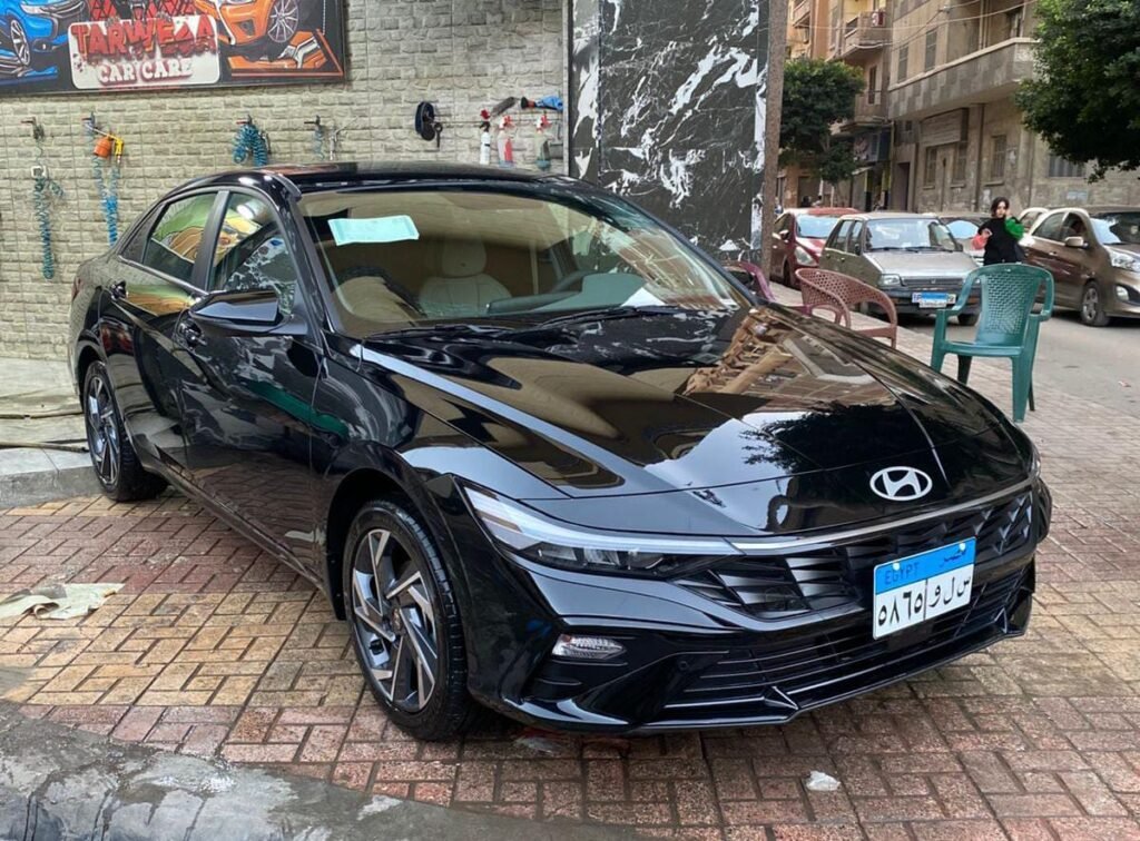 استقبال من مطار القاهرة