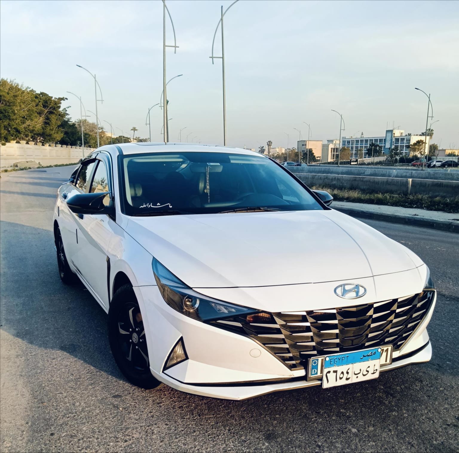 hyundai elantra 16