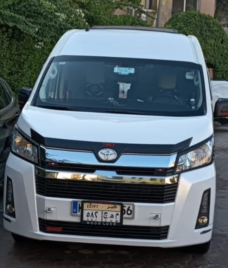 mitsubishi xpander white 09
