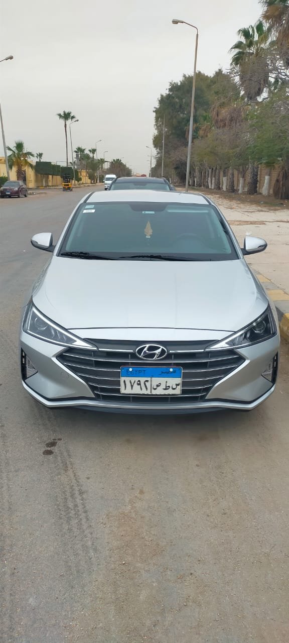 mitsubishi xpander white 11