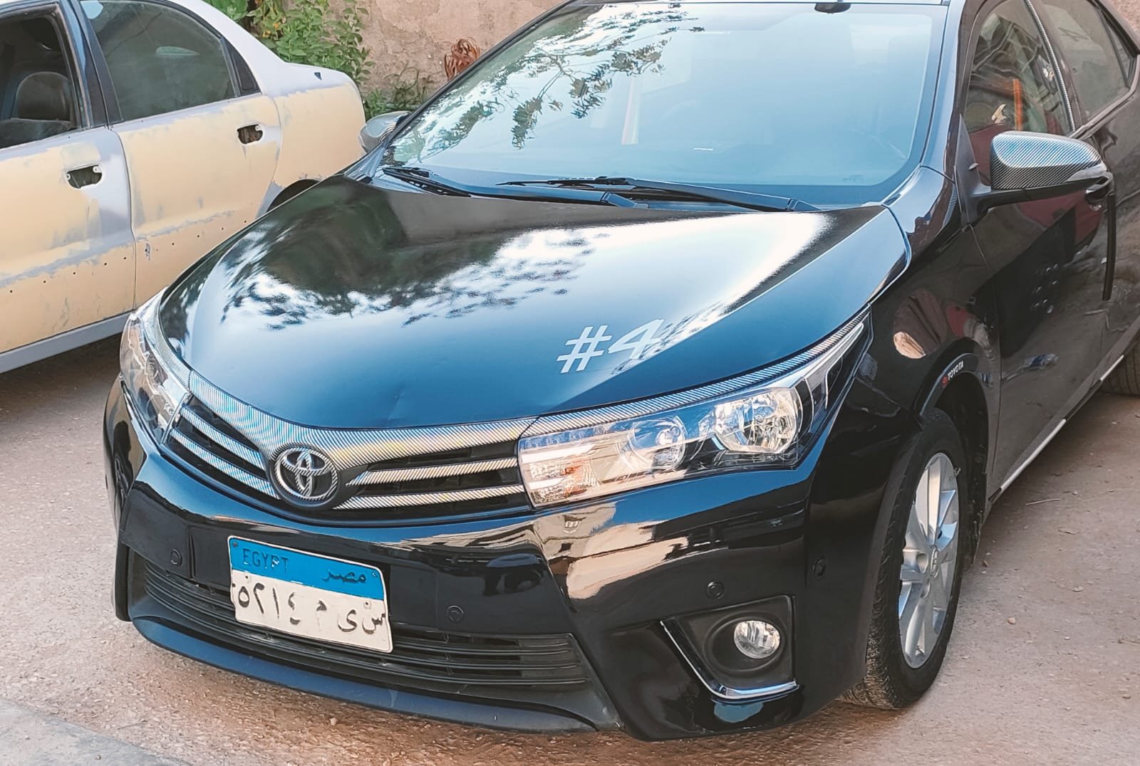 toyota corolla black 01